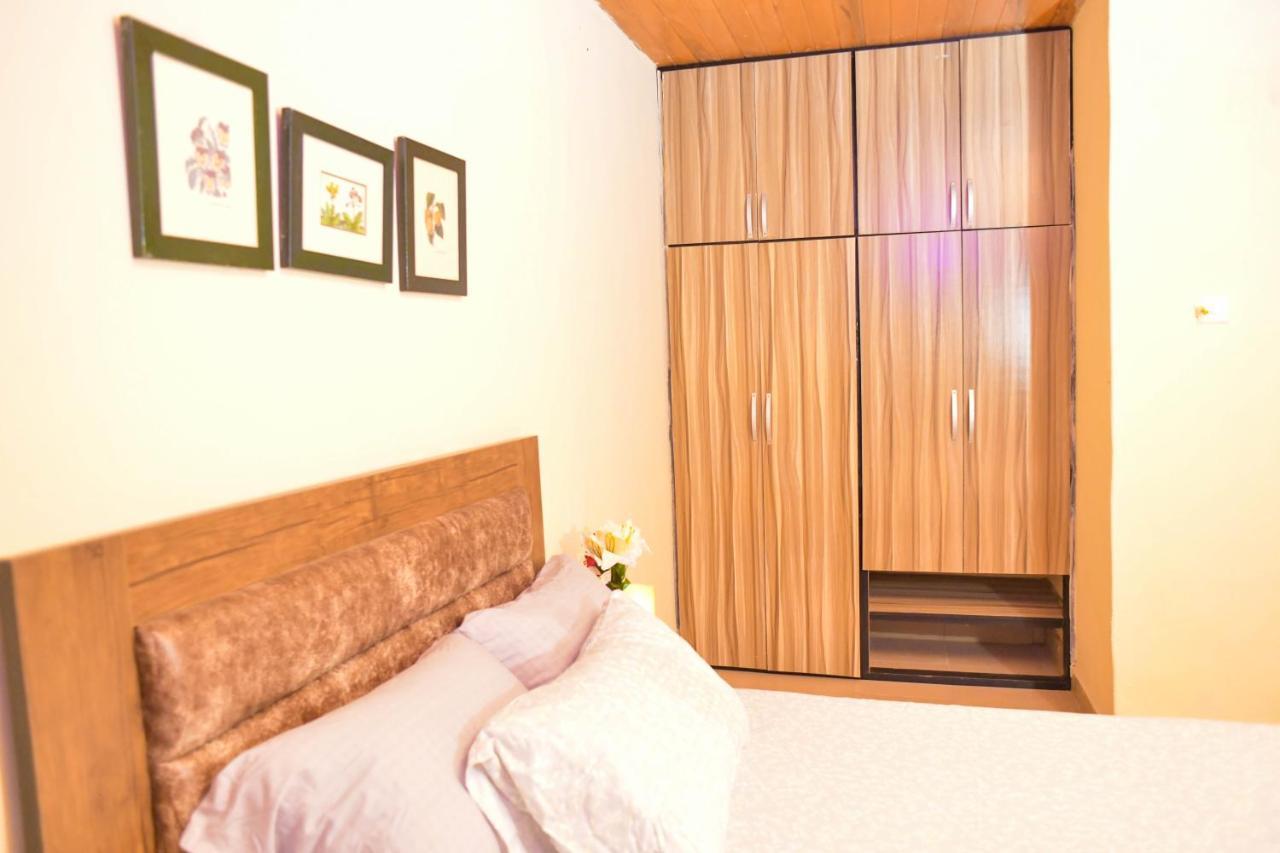 Living Green Apartments Airport Pick Up Benin City Ngoại thất bức ảnh