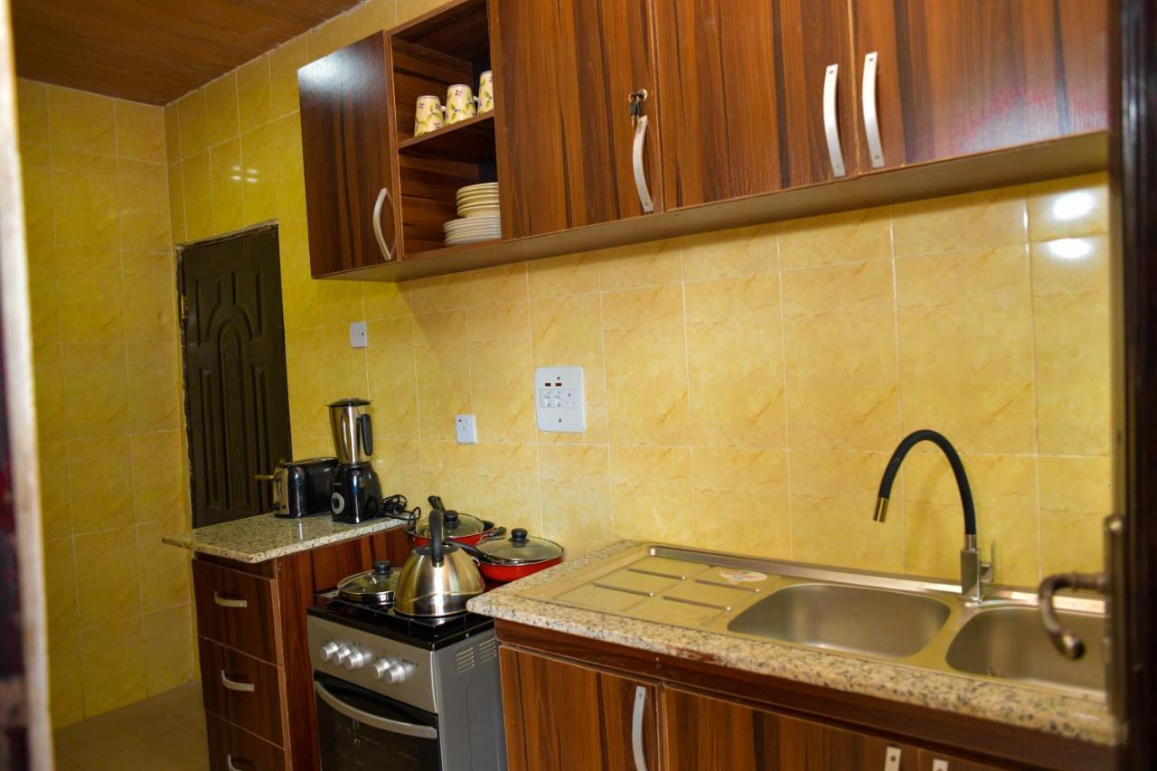 Living Green Apartments Airport Pick Up Benin City Ngoại thất bức ảnh
