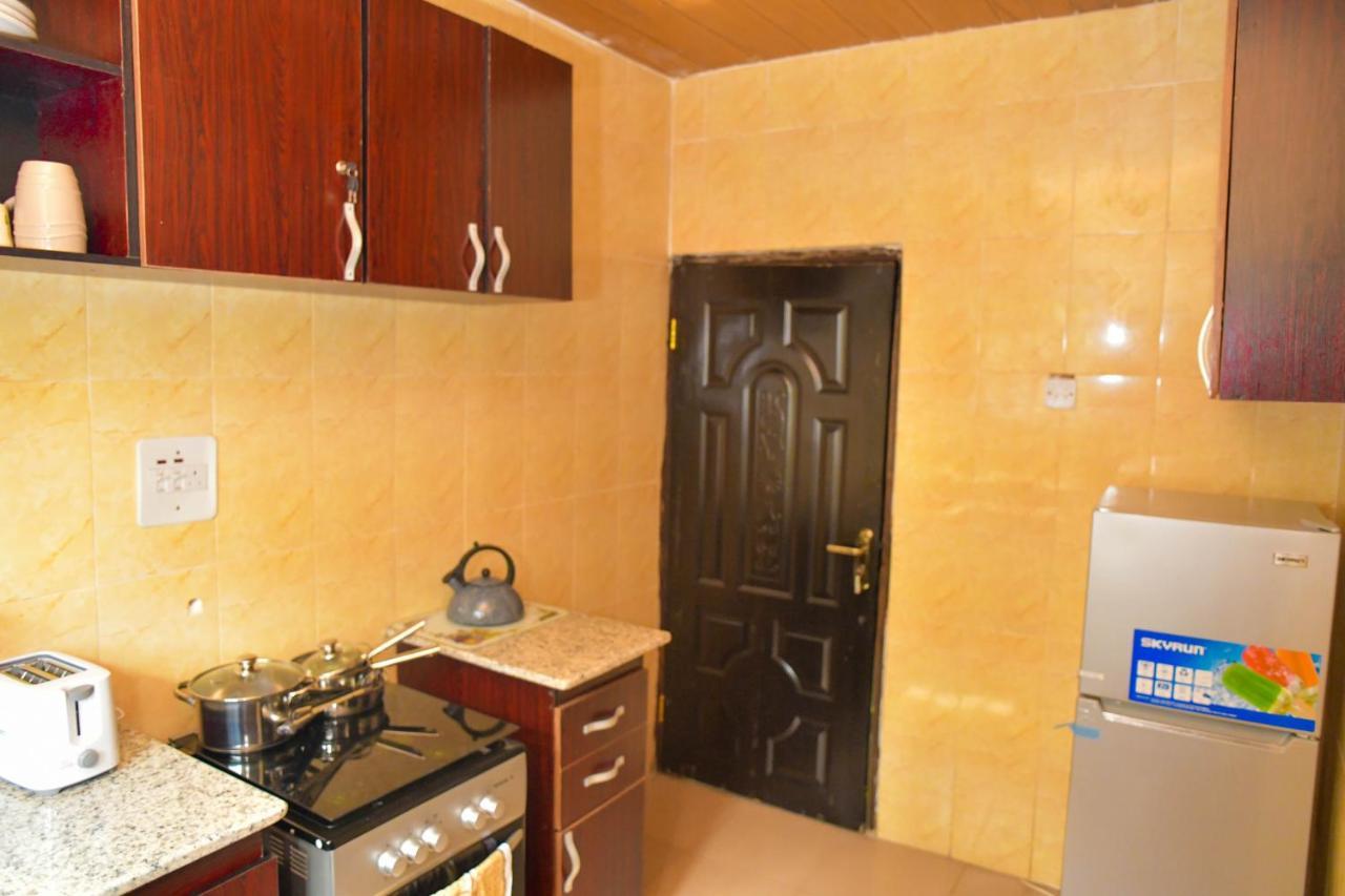 Living Green Apartments Airport Pick Up Benin City Ngoại thất bức ảnh